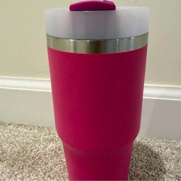 Stanley Quencher H2.0 FlowState Tumbler 14 oz Vivid Violet - Picture 7 of 8